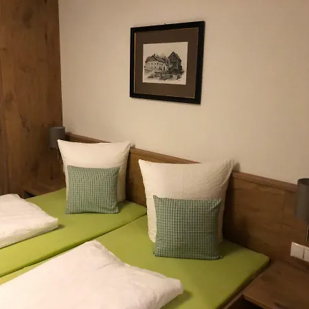 Farm stay Riatschhof